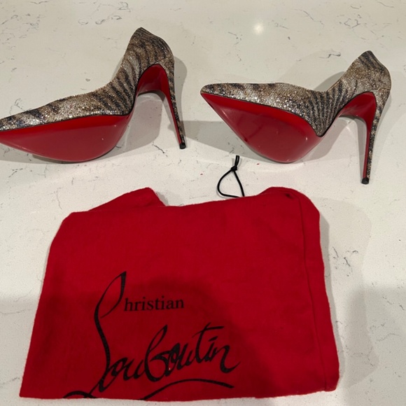 Christian Louboutin Pumps - Picture 5 of 5
